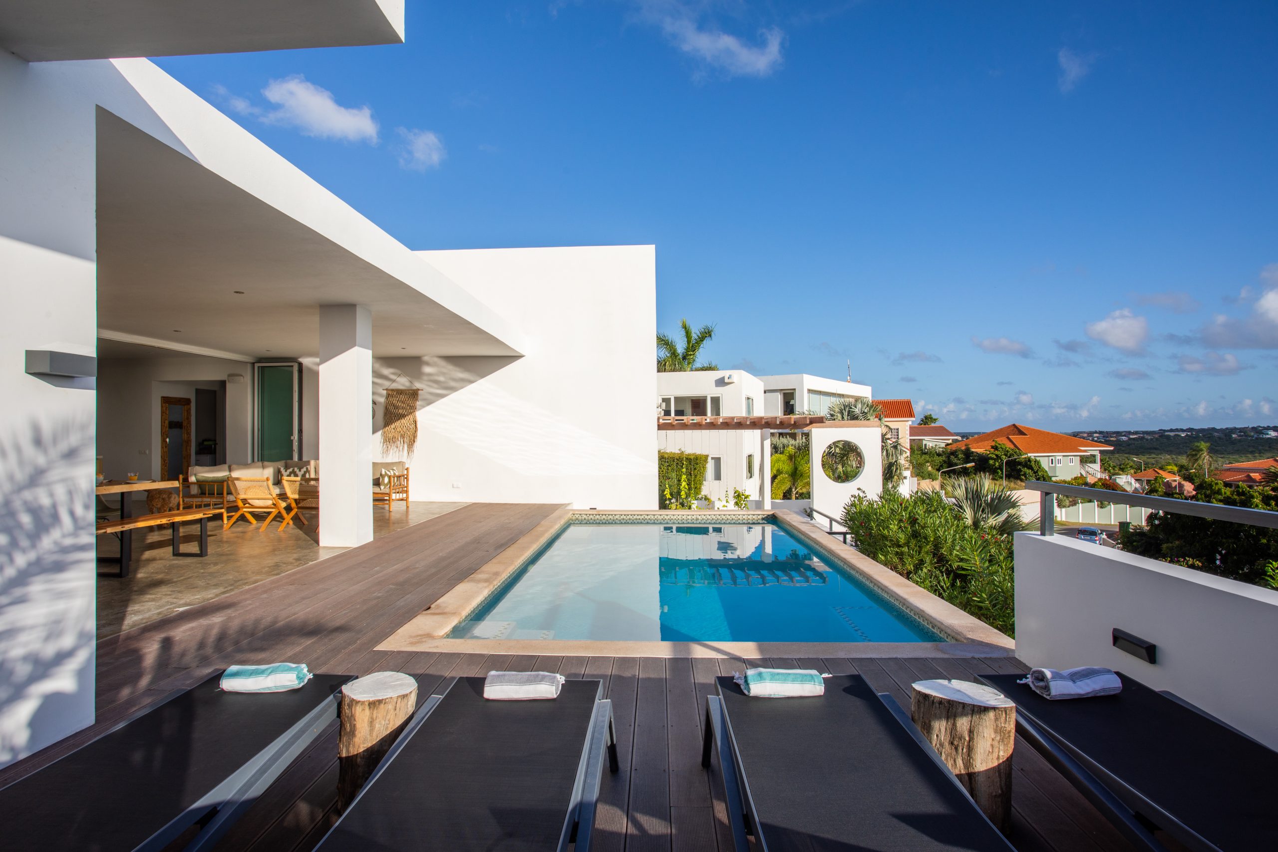 zijkant view villa curacao